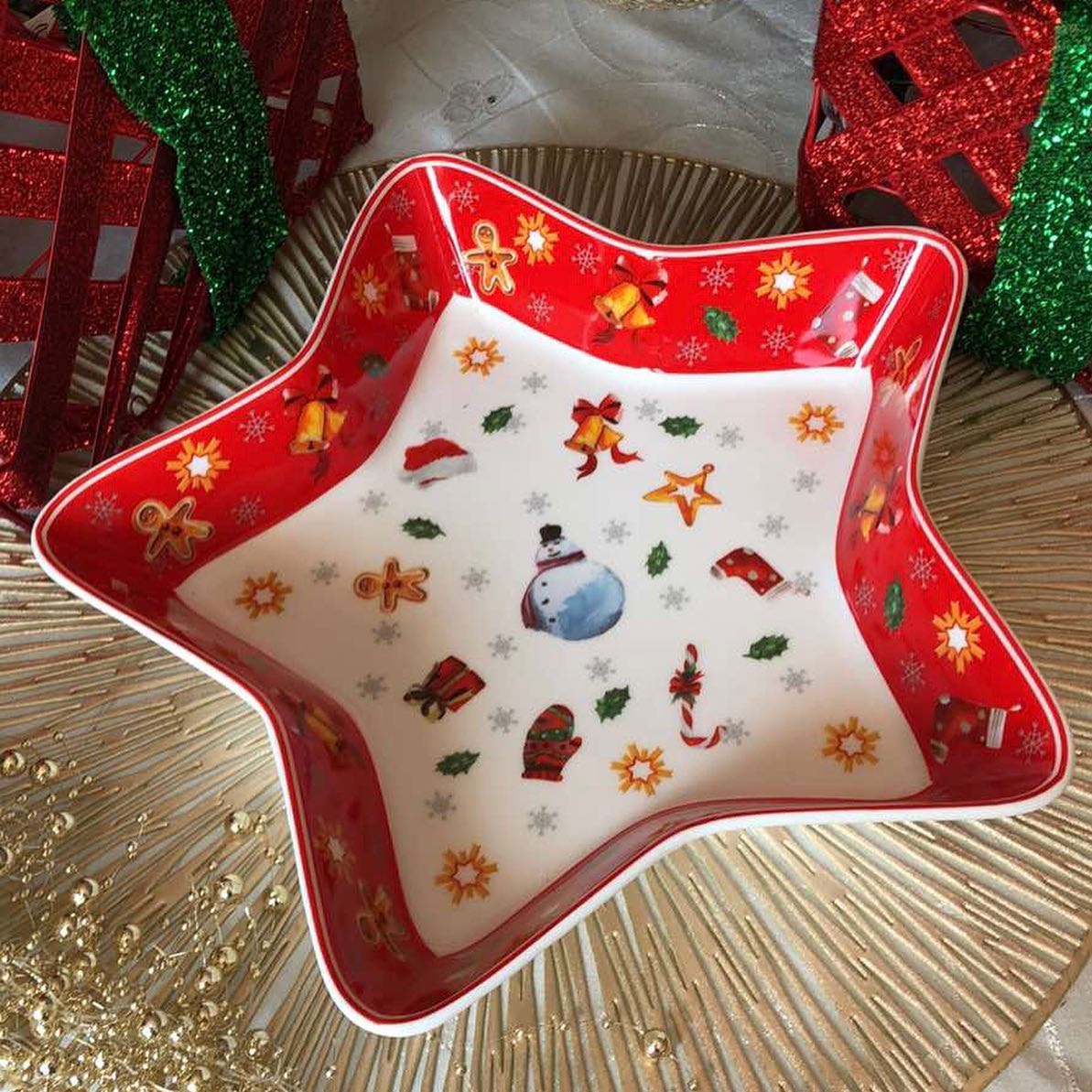 Conjunto de Porcelana Natalino com 14 Peças